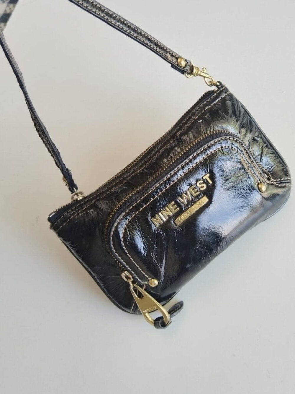 Nine West Black Patent Faux Leather Wristlet Bag Gold Hardware Card Slots